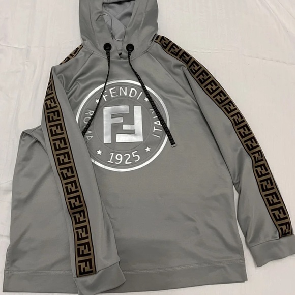 Fendi hoodie - Picture 5 of 7